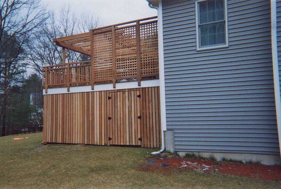 Mahogany deck with all the bells and whistles.  French door.