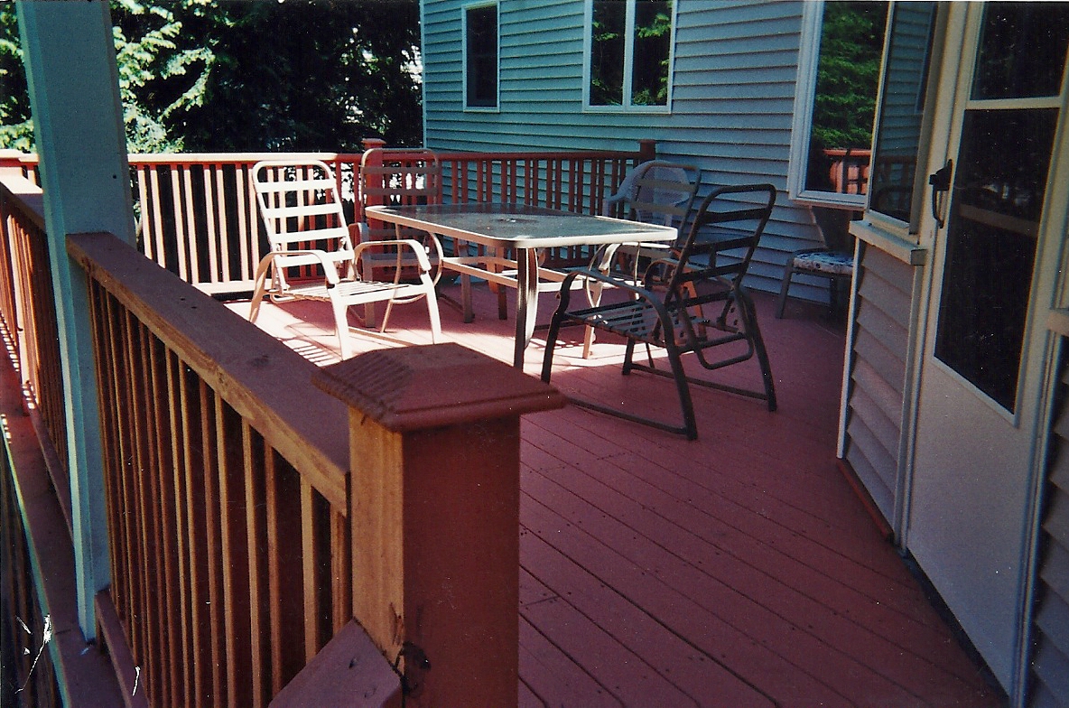 Pressure-Treated Deck and Screened Room (Burlington)